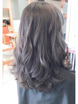 デイズ(days) ミルクティーアッシュベージュ3Dカラー☆ブリーチWカラーモード