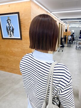 トゥコ(tuco) ボブ　切りっぱなし　ぷつっとボブ　ぷつっと　切りっぱなしボブ