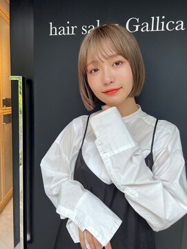 ガリカ 蔵前(Gallica) 【竹之内蔵人】外国人風透明感ミルクティーベージュ×内巻きボブ