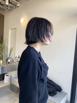 ステン(sten) 切りっぱなしレイヤーボブ