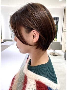 ステアケース 武蔵小杉店(stair:case) 大人くびれショート/白髪ぼかしハイライト/髪質改善30代40代50代