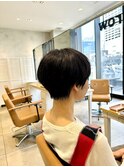 大人女子のマッシュショートスタイル