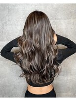 アンダーバーホワイト 泉佐野店(_WHITE)&nbsp;☆ ハイライトカラー　ケアブリーチ　ダブルカラー　イルミナ