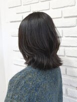 ミディアムヘア レイヤーボブ レイヤーカット くびれボブ/池袋