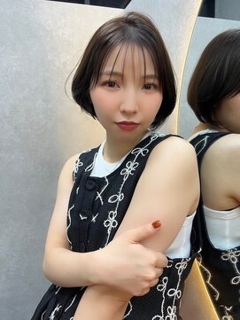 オズ 郡山桑野店(OZ) 黒髪ボブルフネビージュ小顔ワンレン