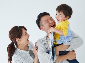 スピーディーカラー大 泉店の写真/スピーディーな施術でお子様連れでも安心◎白髪染めに見えないナチュラルな美髪カラーをお手頃価格で◎