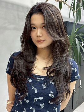 レブ 四条烏丸(Reb,) レイヤーカットロングハッシュカットハイライト京都ブリーチ