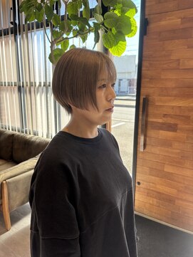 モスト ブリヤン(MOST BURYAN) 大人ショート×ミルクティーベージュカラー