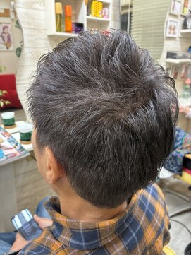 美容室 フレンズ カラーカット