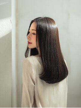 バイエイト(X８) ツヤ、髪質改善が叶う魔法のようなシンデレラトリートメント