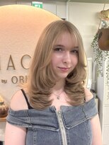 ハチ(HACHI)&nbsp;ミルクティーベージュにミディアムレイヤー♪