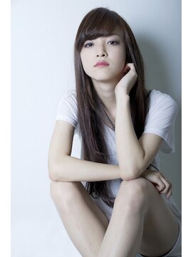 クーラ オモテサンドウ(Cura Omotesando) つるサラ黒髪ロングなストレート