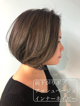 ピース トウキョウ(PEACE TOKYO) 【peace Mickey】前下がりボブ/アッシュベージュ/ネイビー