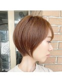 シンプルな大人可愛いショート