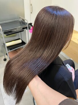 ジーナ 千葉(Zina) 大人かわいい20代30代40代小顔ショコラベージュ１Zina千葉