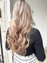 アルピナ 上小塙店(alpina)&nbsp;ホワイト系ミルクティーカラー