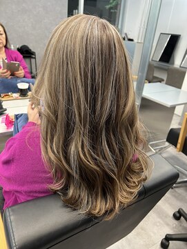 キング 梅田(K!ng) 【梅田】ハイライトホワイトハイライトコントラストハイライト