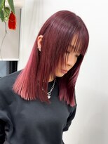 エマノア(EMANOA)&nbsp;ピンクレッド ミディアムヘア レイヤーカット ロブ 津田沼駅