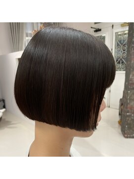 アトリエ イズム(ATELIe'R Isms...) 大人可愛い 20代30代40代 シンプルなボブ