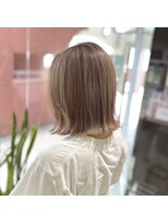 ヘアスペース エアリス(Hair space Earth)&nbsp;ハイトーンミルクティーベージュ