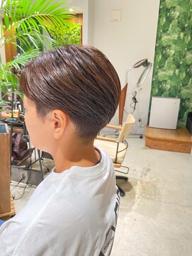 パライソ 南公園店(PARAISO) 刈り上げハンサムショート×ハイライト