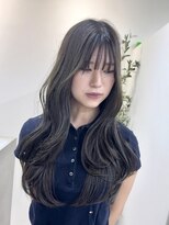 ユニ 江坂(Uni.)&nbsp;20代30代40代 レイヤーカット 縮毛矯正 髪質改善　オリーブ