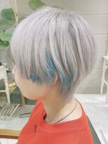 デイズ(days)&nbsp;30代40代50代イメチェンデザインカラー前髪ひし形ショート