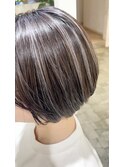 ハイライトショートボブスタイル