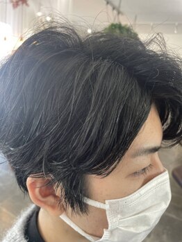 人気の秘密は独自のカット理論に基づいたカット。伸びてもまとまる、扱いやすいスタイルをご提案します♪
