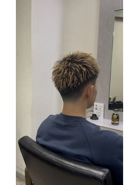 フライ 東通り店(Frei) スパイキーショート