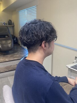 リベルタ(Re:berta) メンズパーマ/骨格カバー/ツイスパ