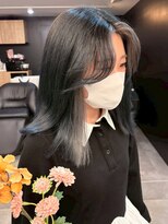 ミュラ(mulah)&nbsp;フェイスフレーミングカラーホワイトベージュ＊ダークネイビー