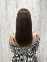 ワイト(&y～waito～)&nbsp;【広がりを抑えて綺麗に伸ばす艶ブラウン】