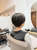 ベラルーチェ(Bella Luce) 首元スッキリショートボブ
