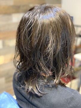 ルアナ ヘアアンドビューティ(Luana hair&beauty) アディクシーカラーコバルトブルー3
