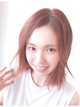 ツミキ(TSUMIKI) 毛先軽めのワンレンボブ