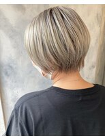 ヘアスタジオニコ(hair studio nico...) White color