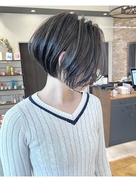 バンプ ギンザ(BUMP GINZA) 《30代40代》白髪ぼかしハイライト×前下がりボブ【イケダ】