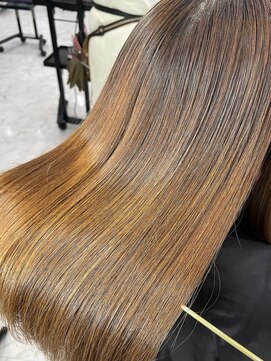 エスカーラ 表参道(THE ESCALA) @aidaman321/ゆるふわロング/センターパート/スイートAライン/