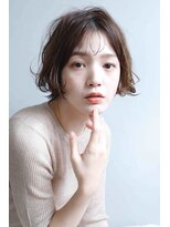 イリ(ili) "【ILi】柔らかい質感のショートボブ"