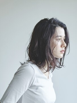 ファムス(fam.s) 鎖骨無造作ミディアム