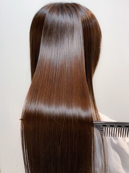 ココ テラス(coco terrace)の写真/酸性ストレートで叶える髪質改善！思わず触れたくなるような美髪へ導きます♪ブリーチ毛の方も施術OK◎