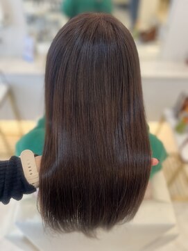 シャルム バイ アローズ 久留米店(CHARM BY AROSE) 20代30代40代大人可愛い耳ナチュラルアッシュストレート