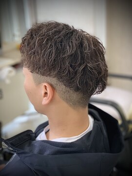 カミング メンズ ハイライトパーマ