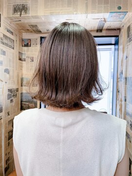 シック(Chic) ミルクティーアッシュハイトーンカラーシルキーベージュ