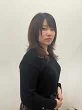 【スタイリスト　林】　Makaloaグループでも一番高い美容知識でお客様のなりたいを叶えます♪美容が大好き