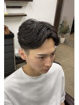 リレーションメンズヘアー(RELATION MEN'S HAIR)&nbsp;マンバンフェードダークアッシュニュアンスパーマセンターパート