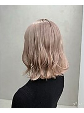 ファン(FUN) カラー/ブリーチ/ダブルカラー/リタッチ/韓国/ハイトーン/柏