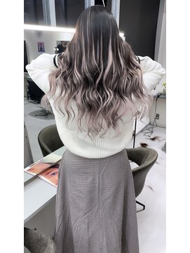 キング(K!ng) 縮毛矯正髪質改善ハイライトレイヤーカット枚方美容室エクステ