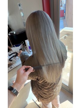 ヴァイオレット(VIOLET) シルバーアッシュ